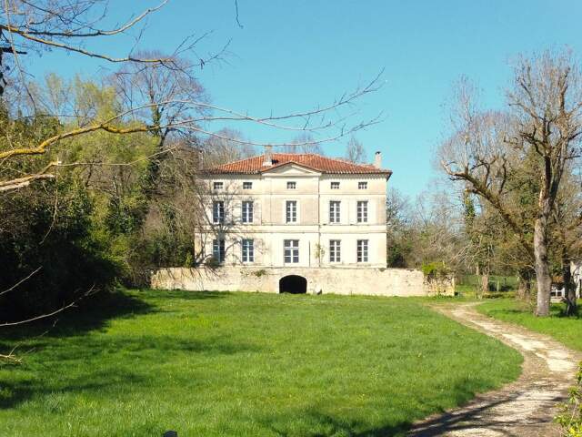 Maison à rénover — photo du bien