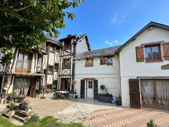 Maison de charme individuelle de 196m² - Montville - au bord de l'eau - 9 pièces - 5 chambres — photo du bien
