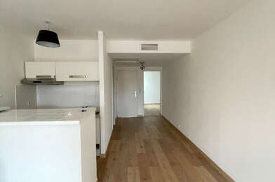 Appartement 2 pièces 907 €