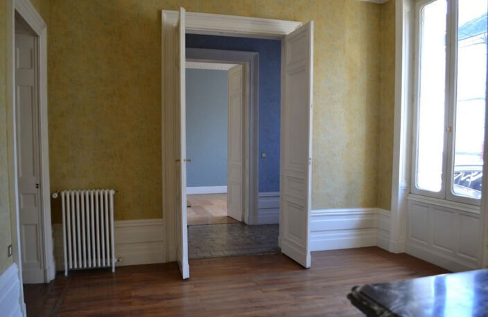 CHATELLERAULT - MAISON DE CARACTERE — photo 3