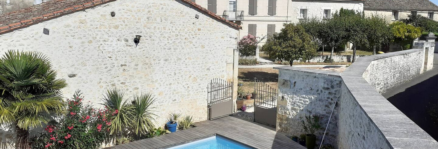 Maison 10 Pièces 286 m² à vendre à Mornac (16600)