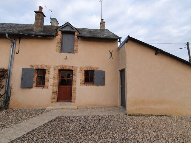 Maison Aubigny Sur Nere 37 m2 — photo du bien