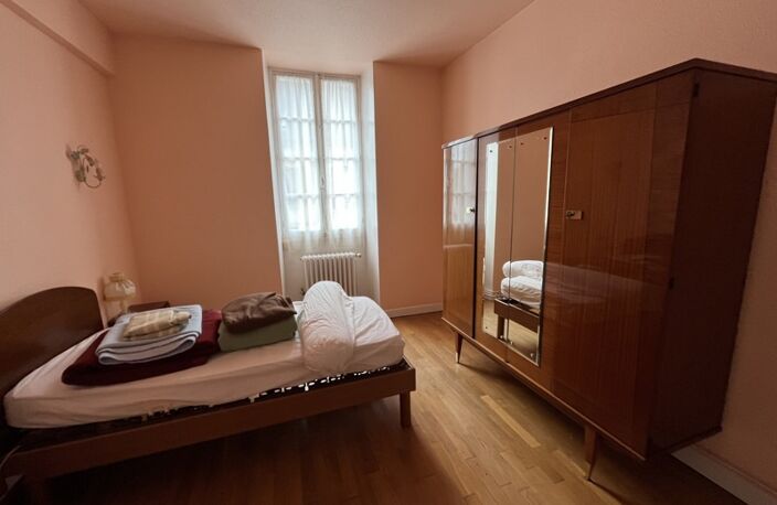 Maison de bourg de 6 pièces principales — photo 4