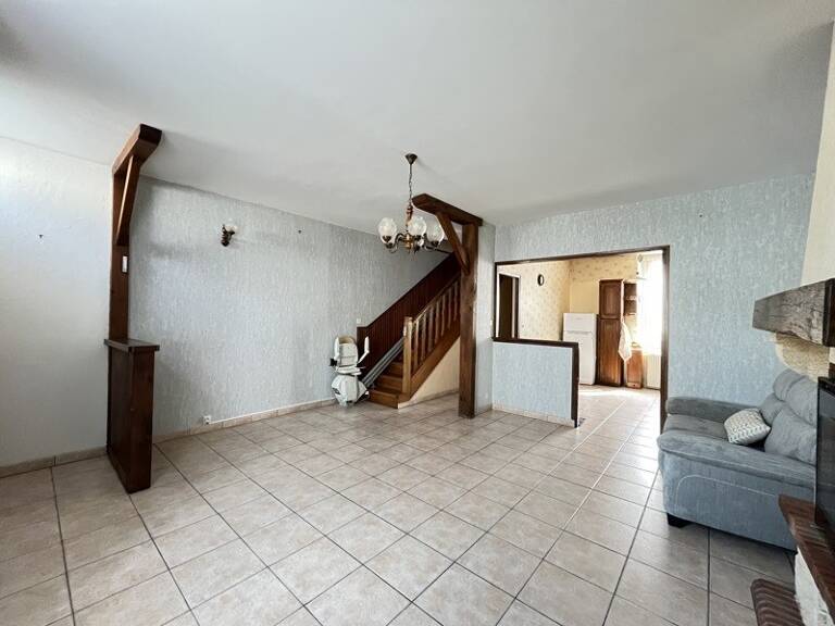 Maison de ville de 7 pièces principales — photo 1