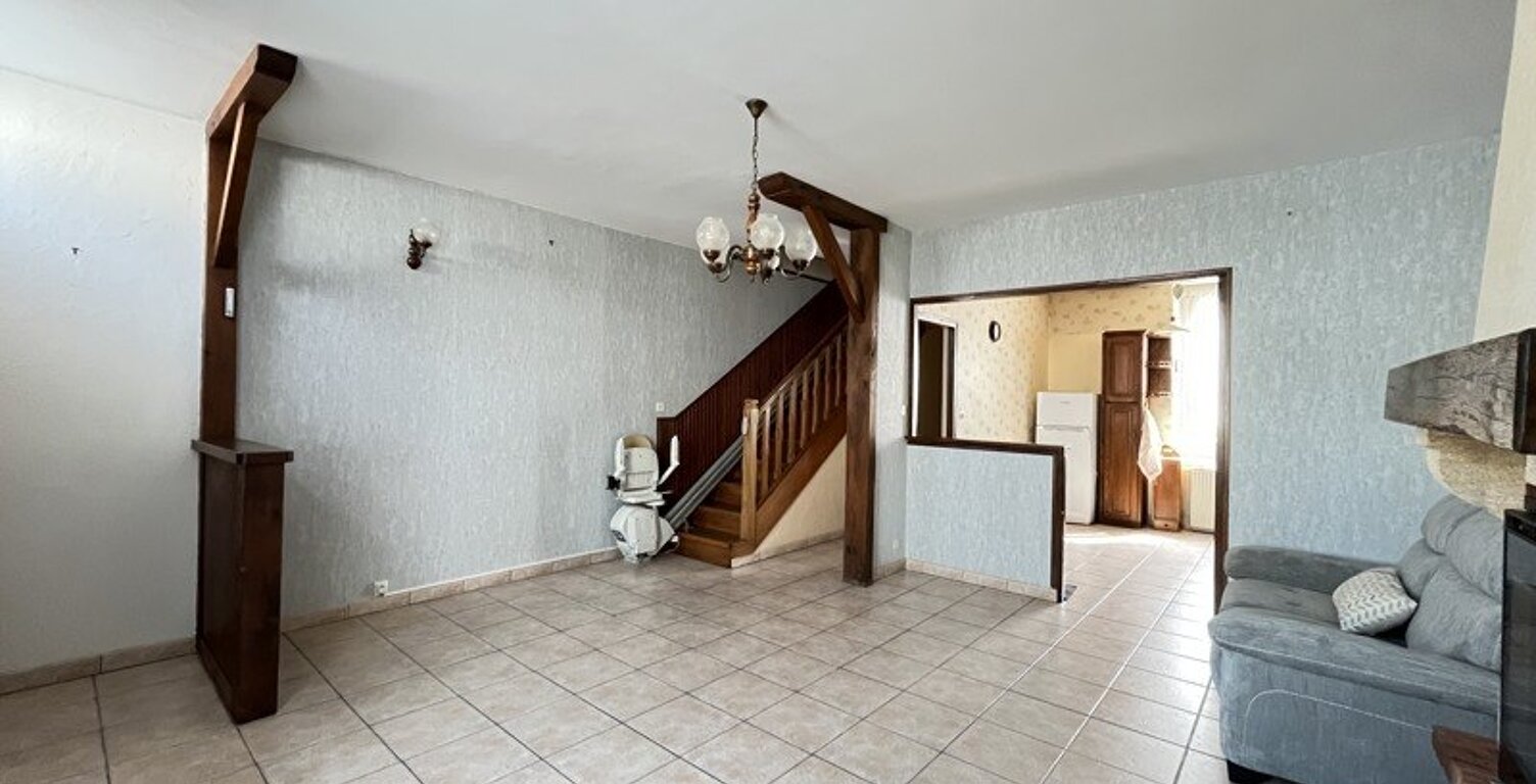 Maison de ville de 7 pièces principales — photo 1