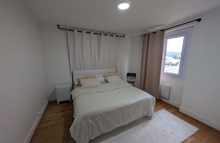 Maison en pierre de 15 pièces principales — photo 4