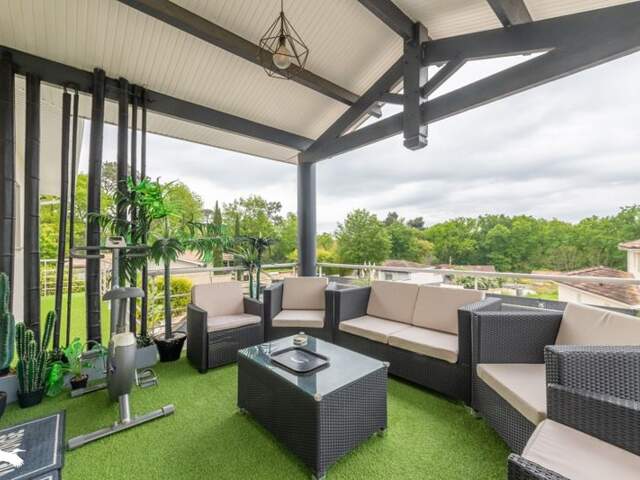 Contemporaine de 6 pièces principales — photo du bien