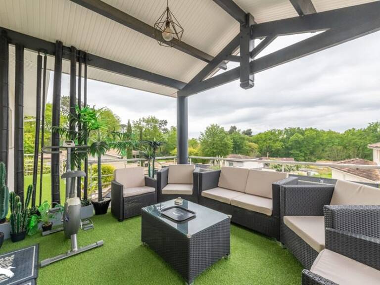 Contemporaine de 6 pièces principales — photo 1
