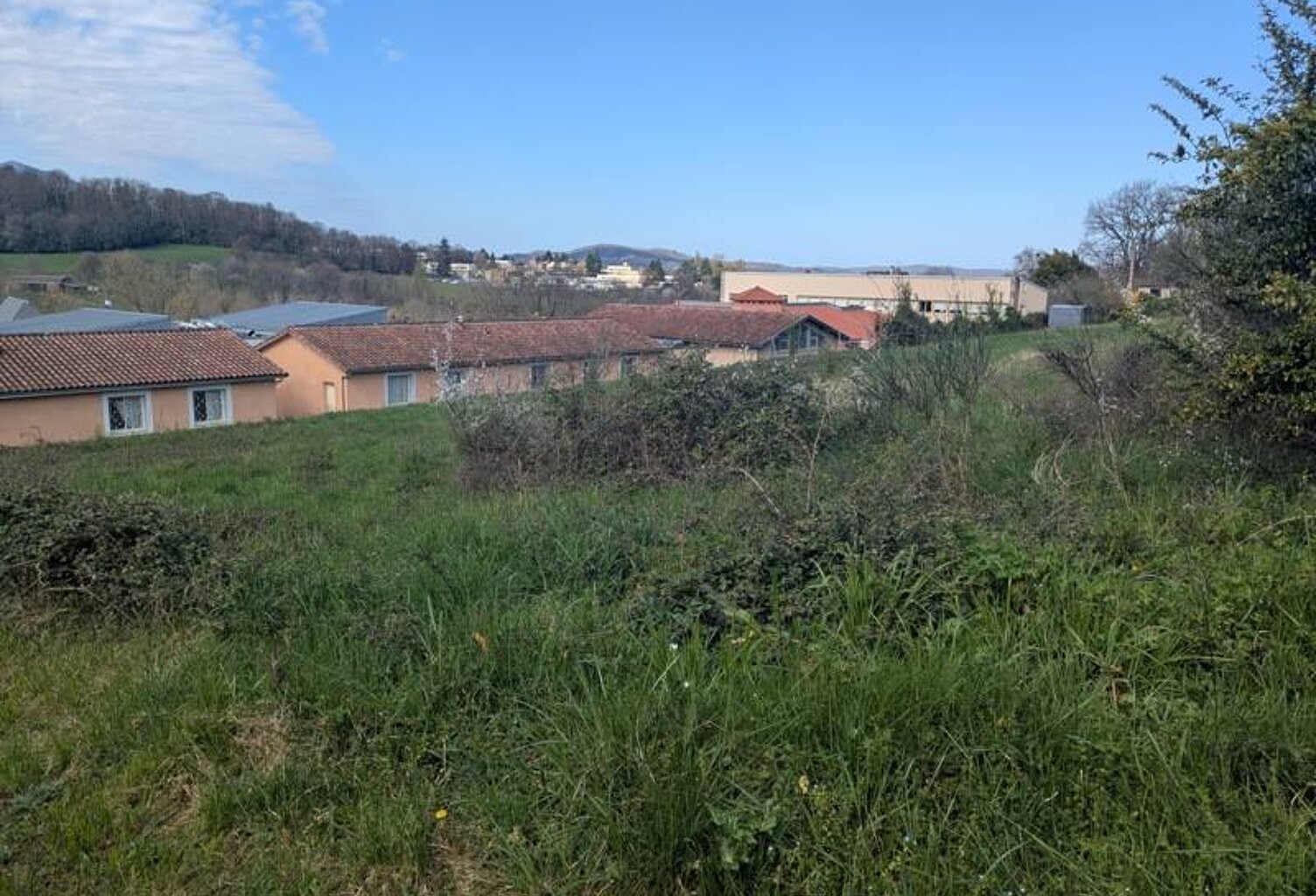 Terrain à bâtir de 0 pièces principales — photo 1