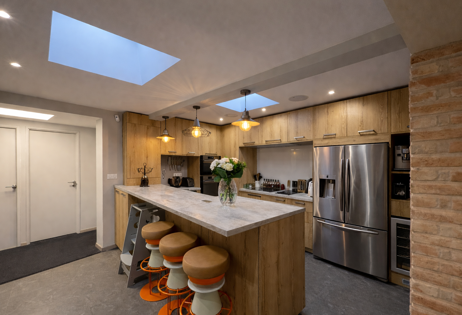 MAISON DE VILLE AVEC DE BELLES PRESTATIONS - CENTRE D'ANDREZIEUX-BOUTHEON — photo 1