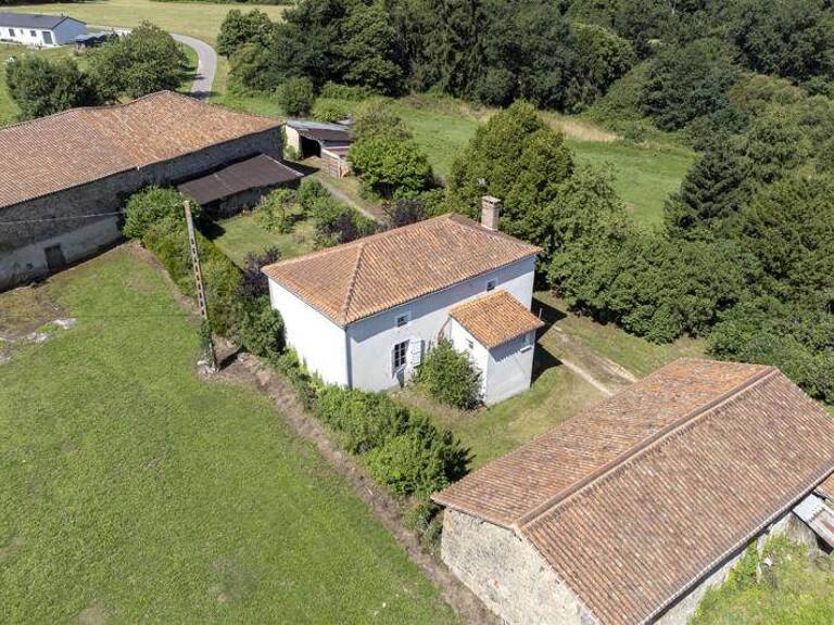 Ferme (tte) de 3 pièces principales — photo 1