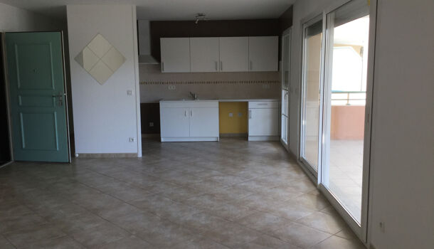 Appartement 3 pièces  à louer Montélimar 26200