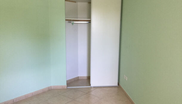 Appartement 3 pièces  à louer Montélimar 26200