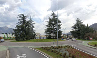 Garage  75 m² à vendre à Domène (38420)