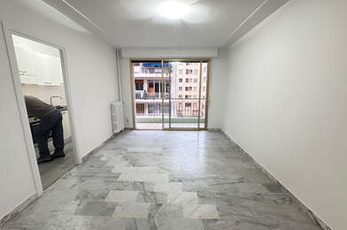 Appartement 1 pièces 855 €