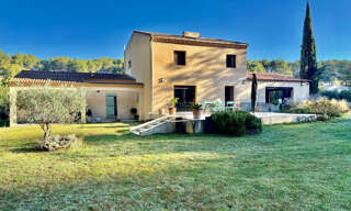 Maison 5 Pièces 200 m² à vendre à Simiane-Collongue (13109)