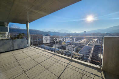 Appartement 2 pièces 900 €