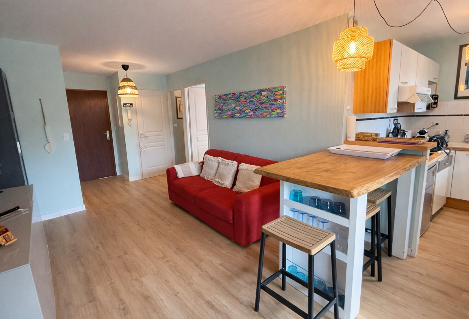 VAUX PONTAILLAC APPARTEMENT 2 PIECES AVEC TERRASSE PARKING 2 — photo 1