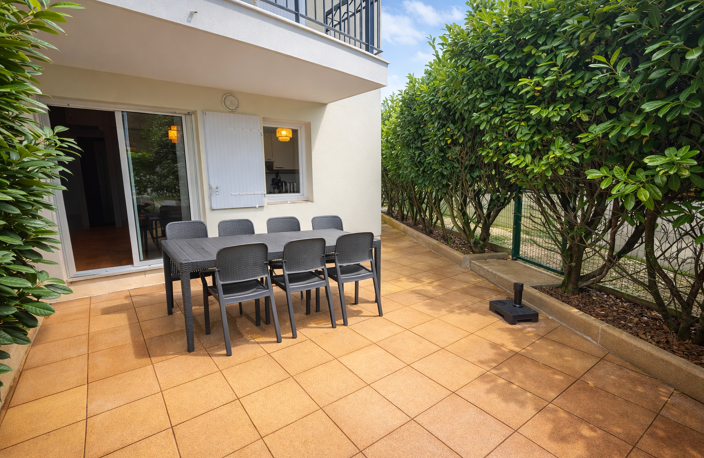 VAUX PONTAILLAC APPARTEMENT 2 PIECES AVEC TERRASSE PARKING 2 — photo 2