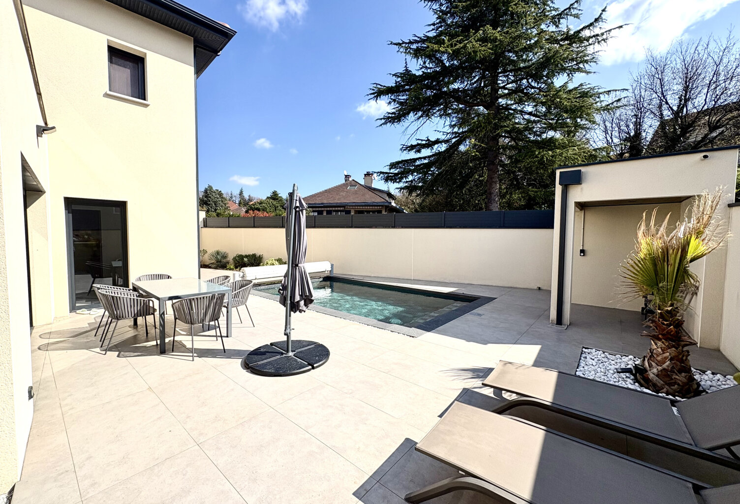 Villa  contemporaine Hauteurs du Péage de Roussillon - Agenc — photo 1