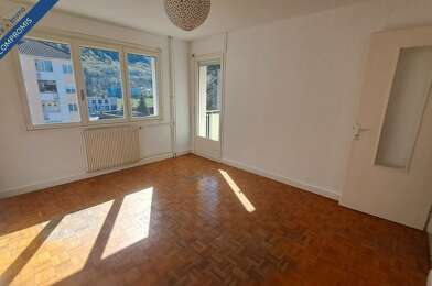 Appartement 3 pièces 156000 €