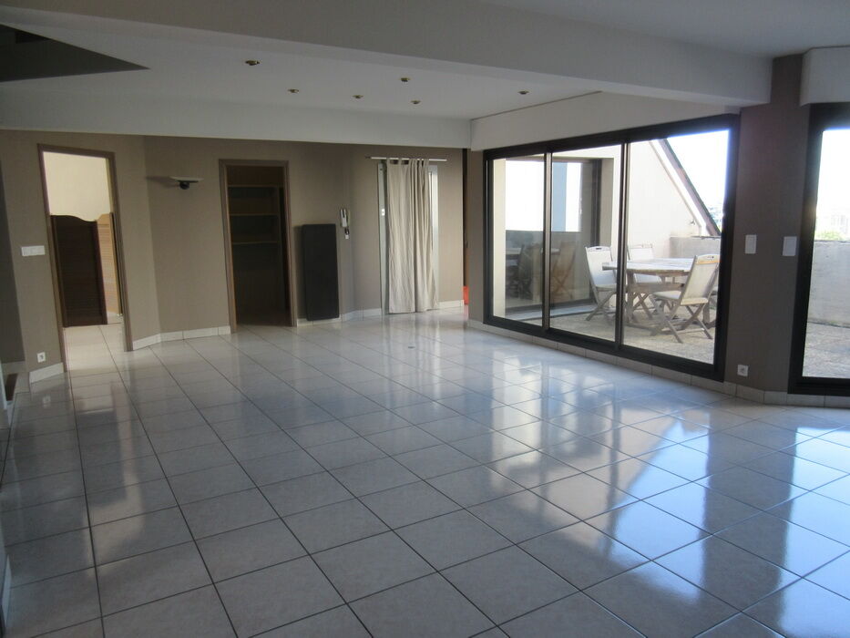 Appartement  T5 à louer Rodez 12000