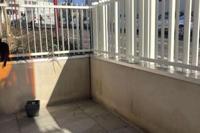 Appartement 3 pièces 966 €