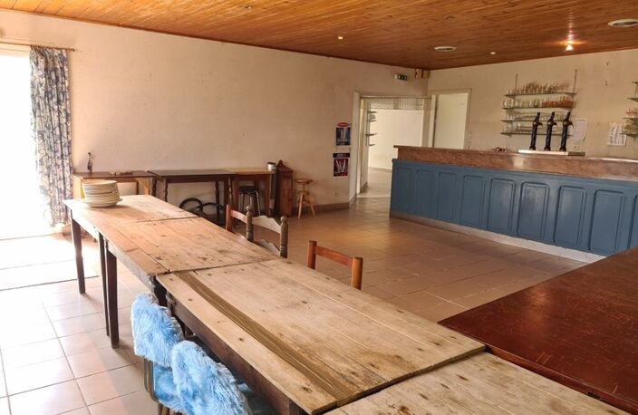 Maison 180 m² SAINT DERRIEN (29) - ancien commerce, gros potentiel — photo 4