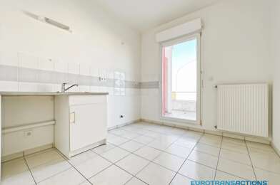 Appartement 3 pièces 960 €