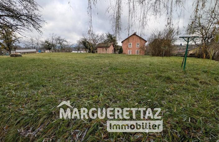 Terrain constructible viabilisé de 647m² — photo 2
