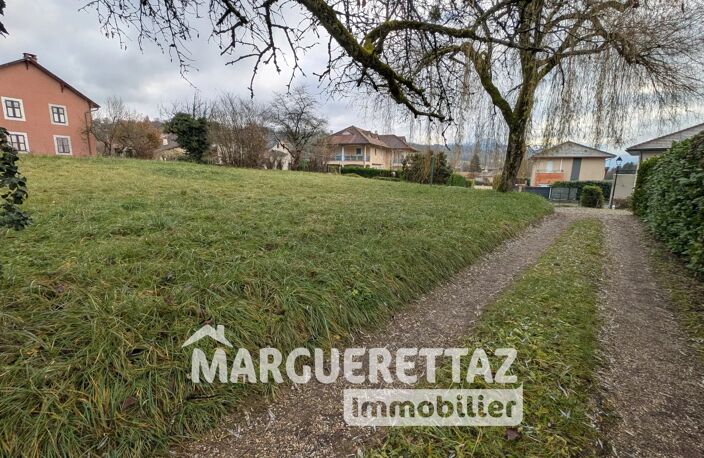 Terrain constructible viabilisé de 647m² — photo 5