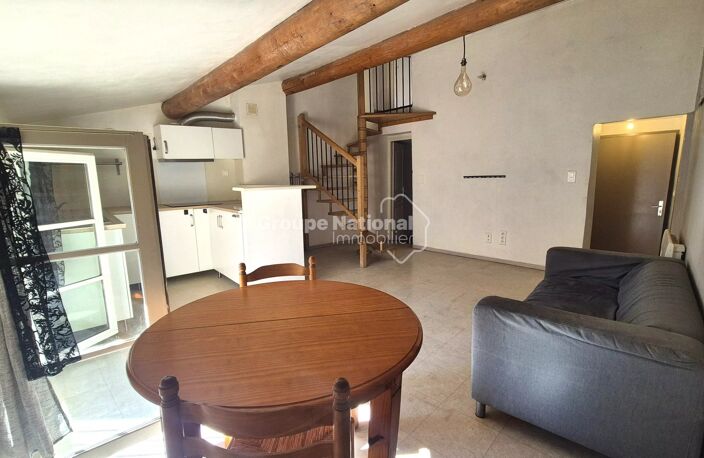 CARPENTRAS - APPARTEMENT T3 EN DUPLEX — photo 3