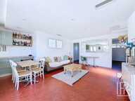 À vendre – Dernier étage avec terrasse vue Église des Réformés – — photo 4