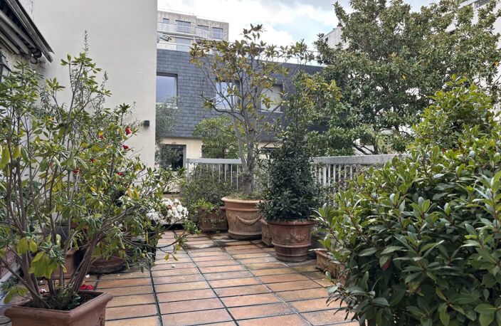 Paris 15ème – Rue de Vaugirard | Appartement avec extérieurs, pa — photo 3