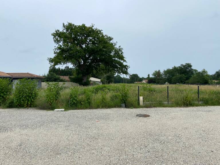 Terrain à bâtir à Gastes (40160) — photo 1