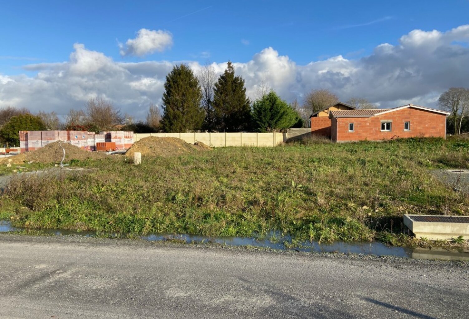 Terrain à bâtir à Le Taillan-Médoc (33320) — photo 1