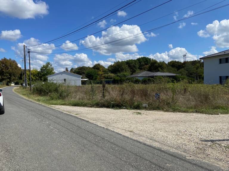 Terrain à bâtir à Bonnetan (33370) — photo 1