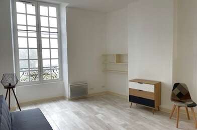 Appartement 2 pièces 900 €