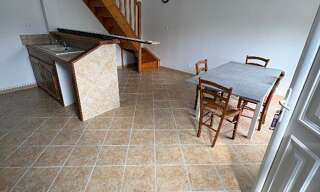 Maison 3 Pièces 56 m² à louer à Les Églisottes-et-Chalaures (33230)