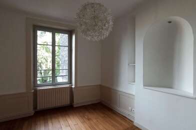 Appartement 4 pièces 1258 €