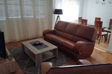 Appartement 3 pièces 870 €