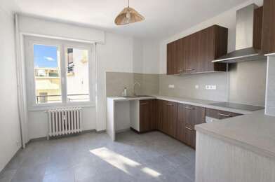Appartement 4 pièces 184000 €