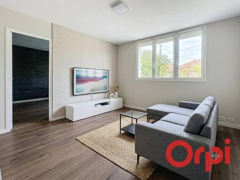 Appartement T3 de 50m² Rue Henri Barbusse — photo 1