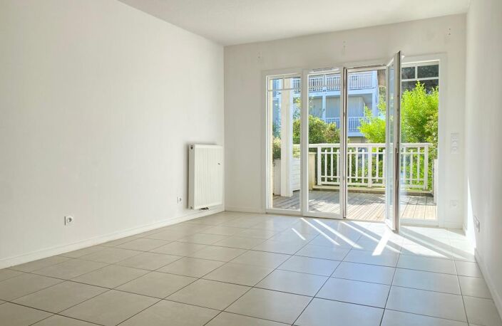 Appartement À Vendre — photo 2