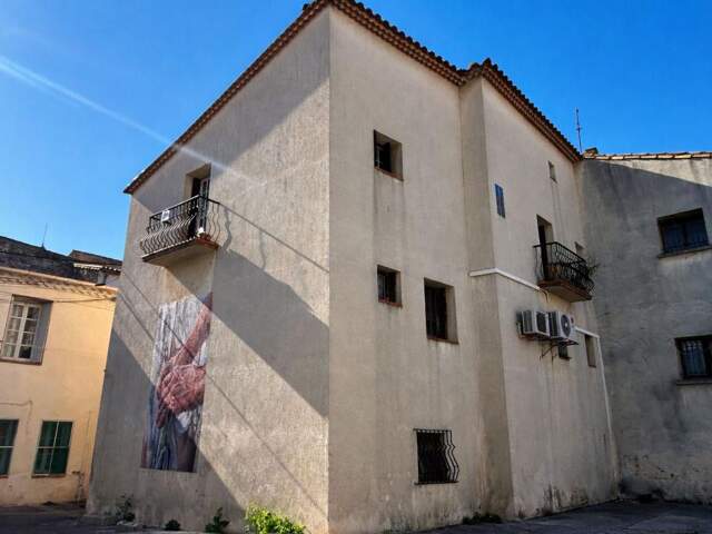 À rénover : Maison de ville de 180m2 sur 3 niveaux — photo du bien