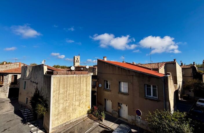 À rénover : Maison de ville de 180m2 sur 3 niveaux — photo 5