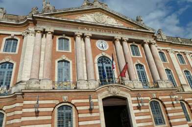 Commerce  1800000 €