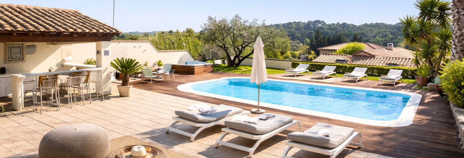 Maison 15 Pièces 380 m² à vendre à Aigues-Vives (30670)