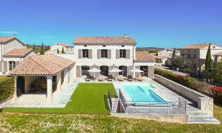 Maison 5 Pièces 159 m² à vendre à Uzès (30700)