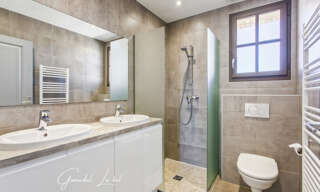 Maison 5 Pièces 159 m² à vendre à Uzès (30700)